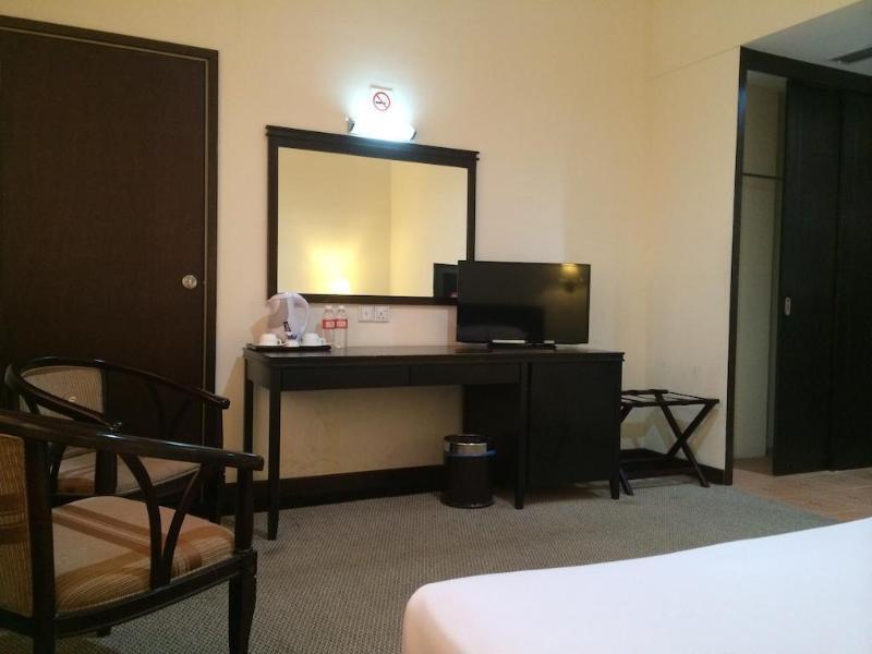 Carlton Hotel Shah Alam Exterior photo